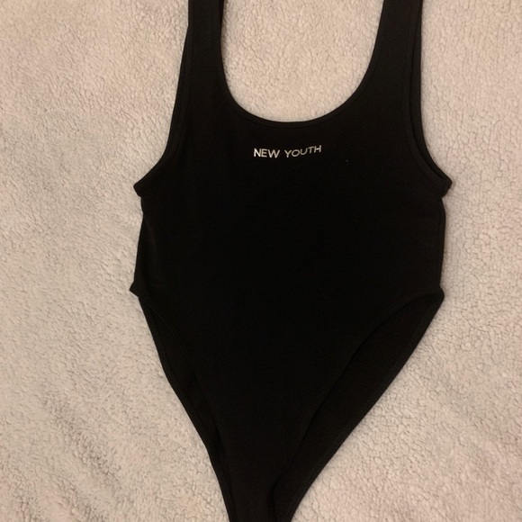 One suit - Picture 1 of 1